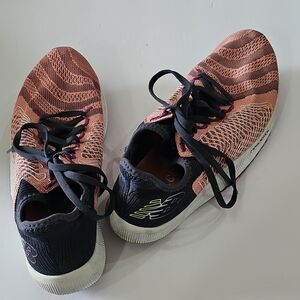 Lightweight Pink Knit Women's Running Shoes 9.5